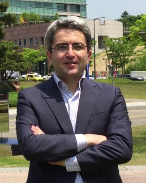 자패르 야부즈 교수